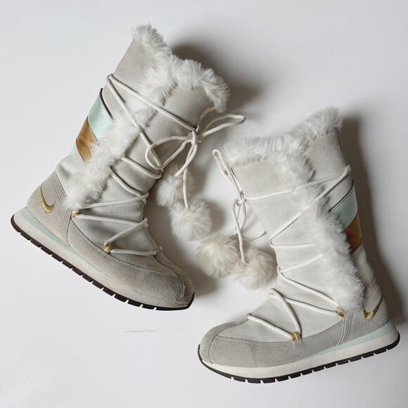 Vintage Y2K Nike Air Pom Pom Suede Satin Faux Fur Snow Boots Size 7.5 - Picture 4 of 7